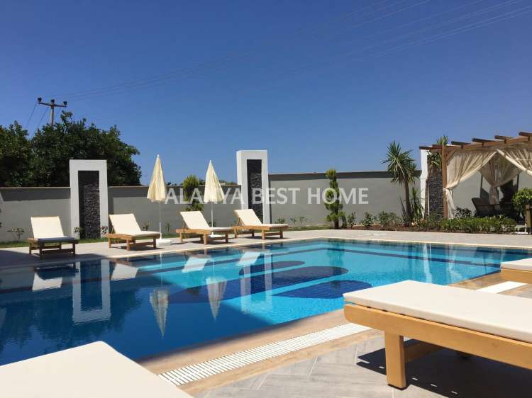 OBA'DA FULL AKTİVİTELİ SİTE İÇERİSİNDE SIFIR EŞYALI 1+1 SATILIK SIFIR DAİRE